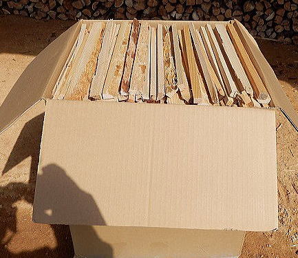 薪　ダンボール入り