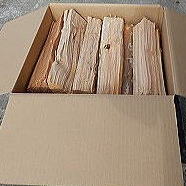 薪ダンボール入り